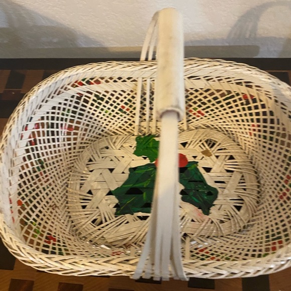 Vintage Daddy’s Duck Handwoven Hand Painted Basket Red Green Floral 8”W x 8”H - Picture 12 of 15